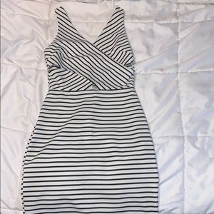 Dress great for graduation, date night, etc